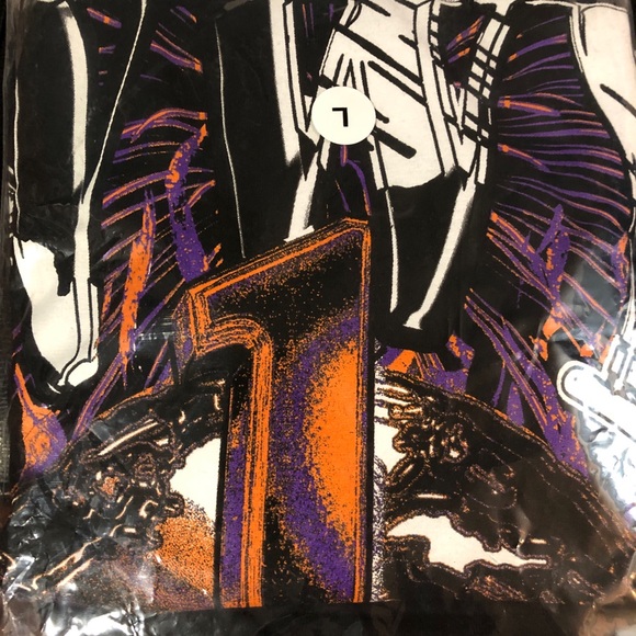 World Wide Youth 1 year tee - Picture 1 of 3